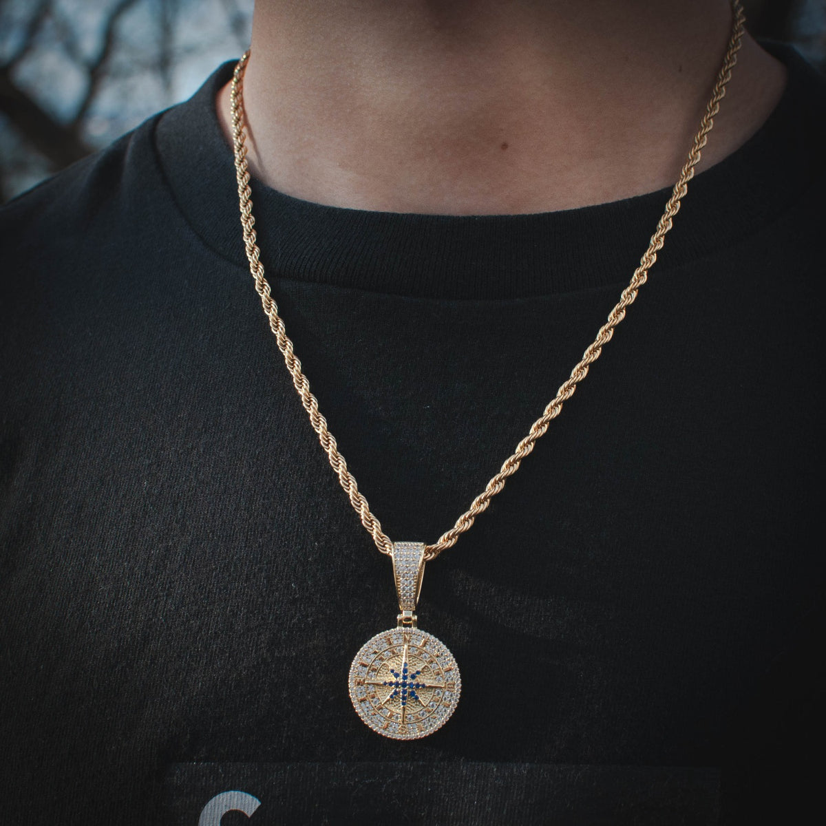 Compass Pendant Necklace in Yellow Gold