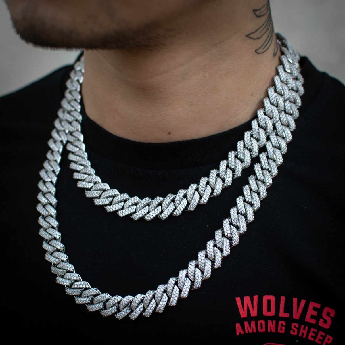 18k White Gold Prong Straight Edge Moissanite Cuban Link Chain - The Jewelry Plug