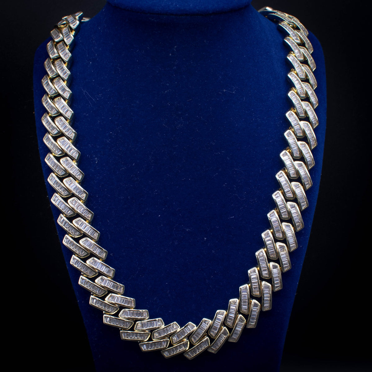 Diamond Baguette Cuban Link Chain 18mm in Yellow Gold - The Jewelry Plug