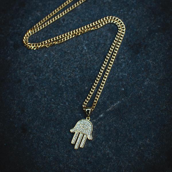 18k Gold Micro Hamsa Hand Necklace - The Jewelry Plug